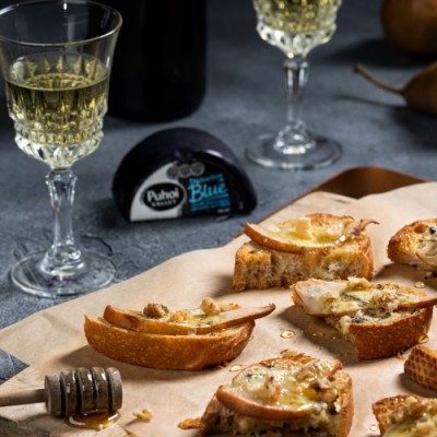 Pear Blue Cheese Crostini